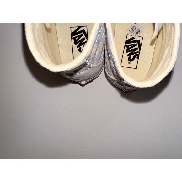 New Vans - Women’s Size 7/Men’s Size 5.5 Zen Blue Color - Picture 6 of 7